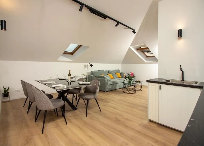 Beachside Apartment Attico