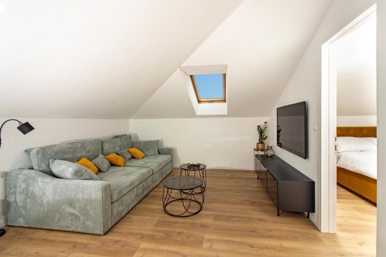 Beachside Attico Apartment Split