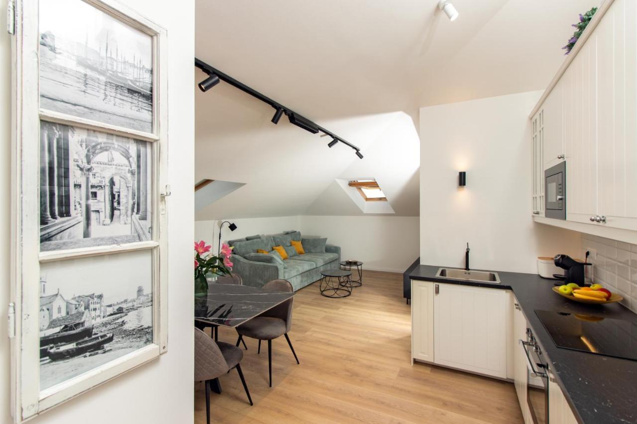 Apartment Beachside Attico Split