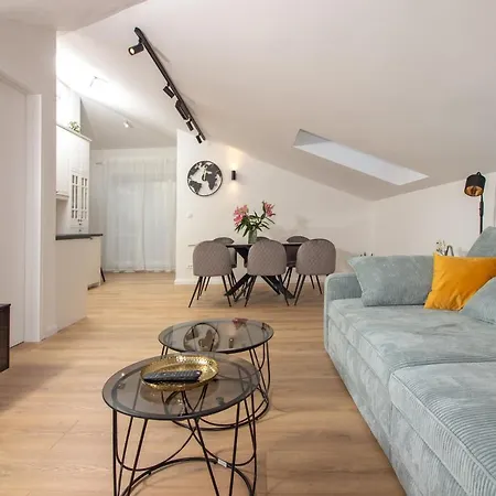 Beachside Apartment Attico Split Exterior photo