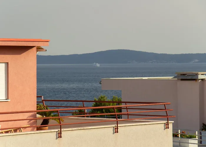 Beachside Apartment Attico